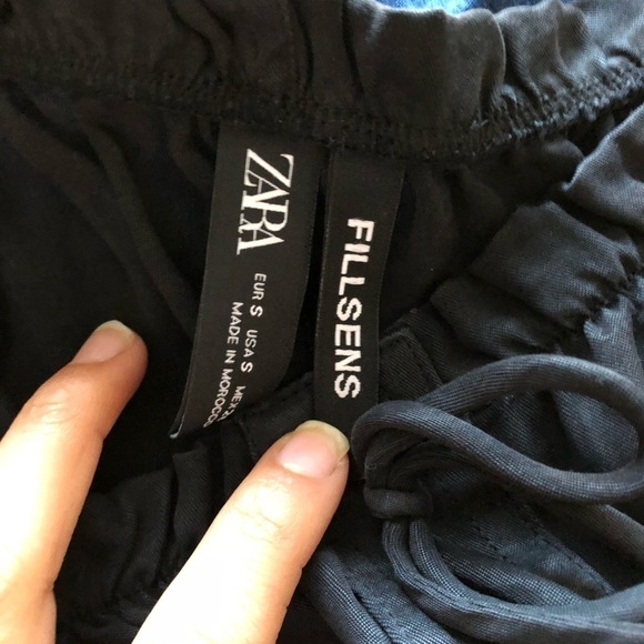 Zara Fillsens off the shoulders ruffle cropped top - Picture 4 of 5